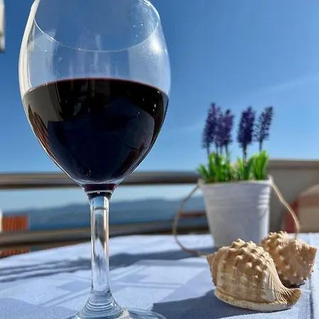 Vespera 3*