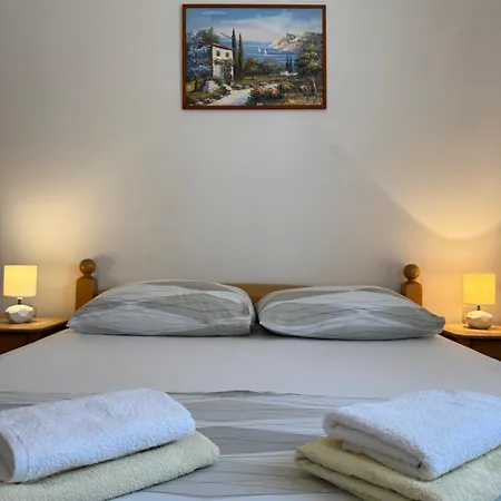 Vespera Affittacamere 3*