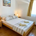 Vespera Gostinjska kuća