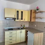 Gostinjska kuća Vespera 3*
