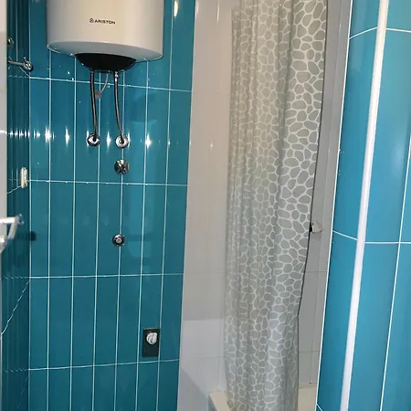 招待所 Vespera 波尔