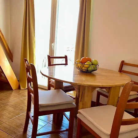 Vespera 招待所 波尔