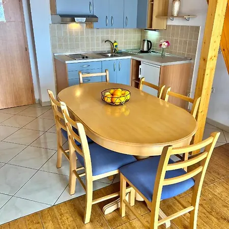 招待所 Vespera 波尔